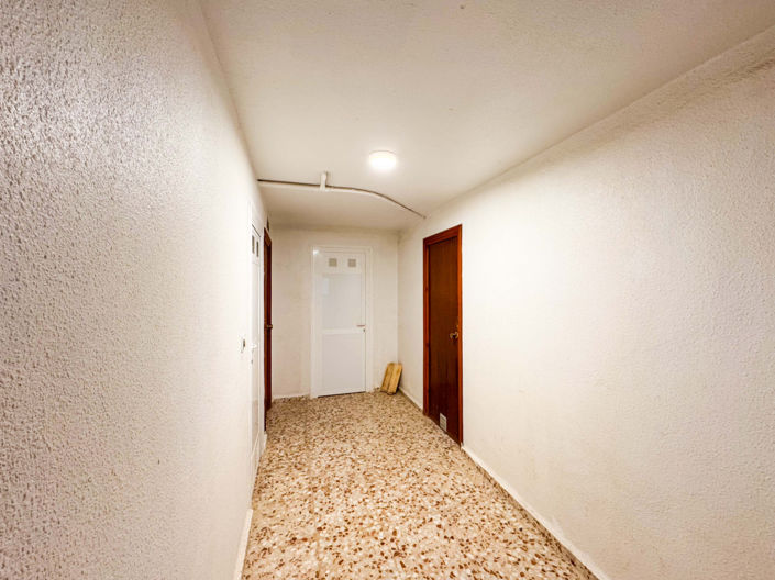 Image No.28-3 Bed Apartment for sale