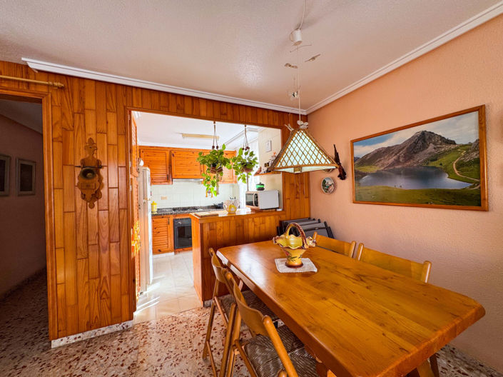 Image No.3-3 Bed Apartment for sale