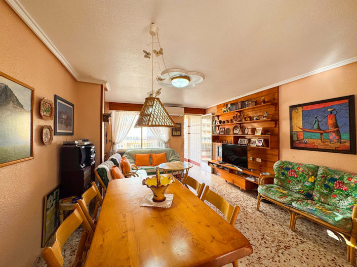 Image No.8-3 Bed Apartment for sale