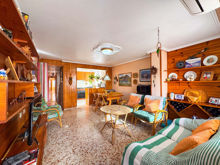 Image No.9-3 Bed Apartment for sale