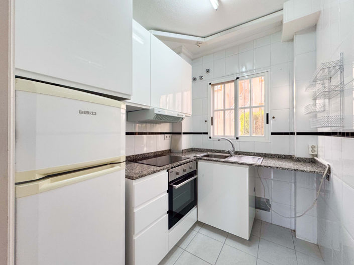 Image No.4-Appartement de 2 chambres à vendre à Torrevieja