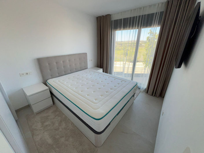 Image No.18-2 Bed Townhouse for sale