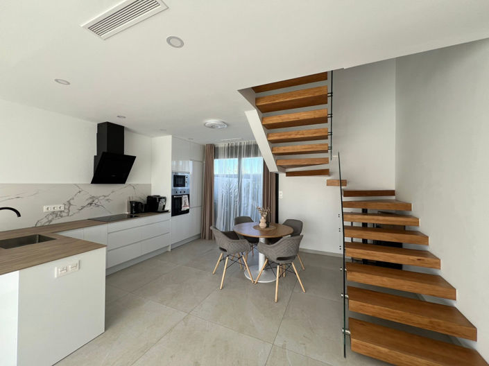 Image No.7-2 Bed Townhouse for sale