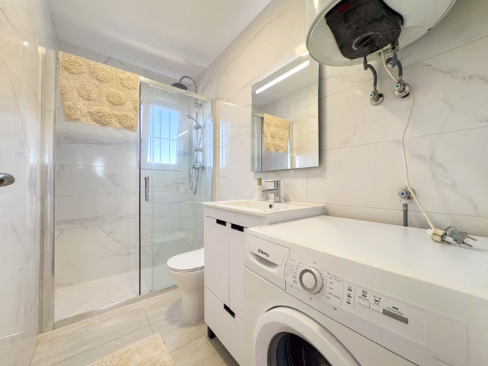 Image No.19-2 Bed Apartment for sale