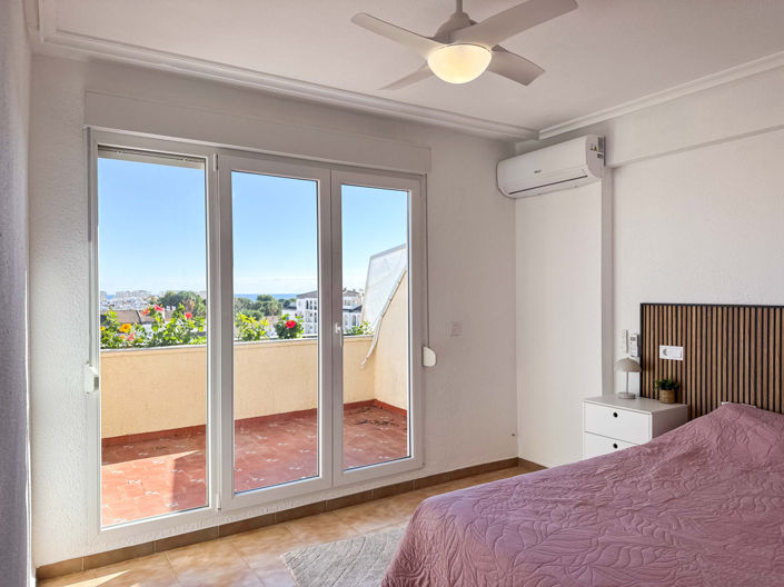 Image No.22-2 Bed Apartment for sale