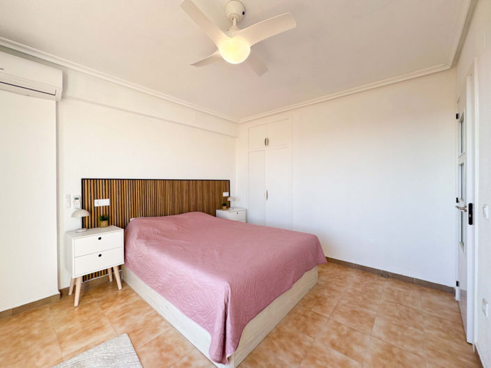 Image No.23-2 Bed Apartment for sale