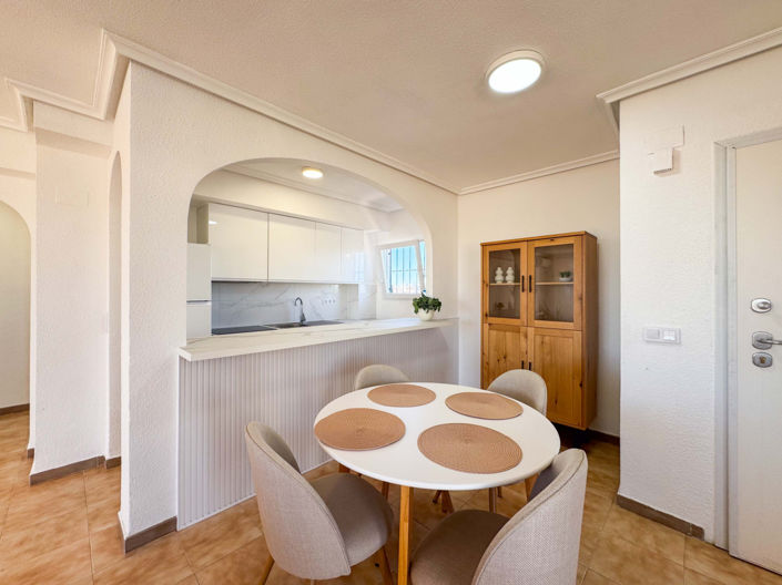 Image No.8-2 Bed Apartment for sale