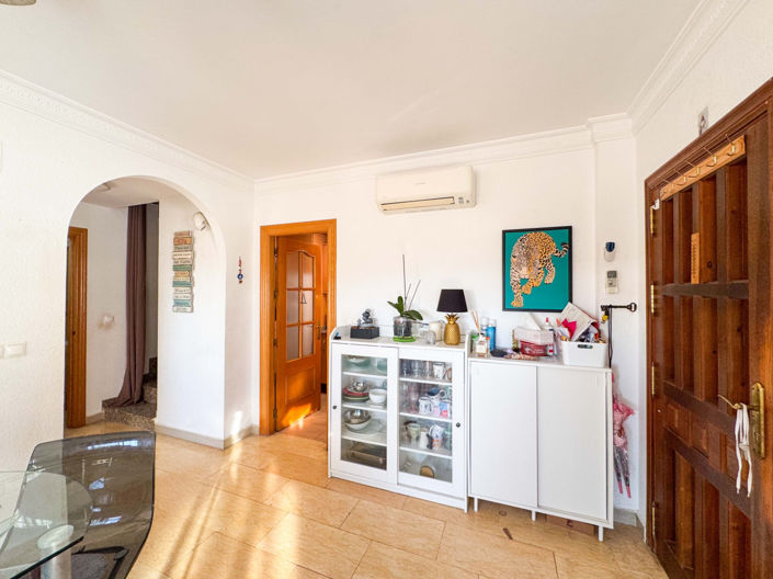 Image No.20-3 Bed Townhouse for sale