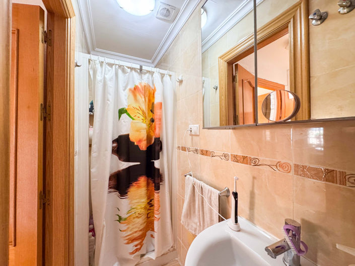 Image No.30-3 Bed Townhouse for sale