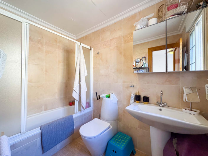 Image No.36-3 Bed Townhouse for sale