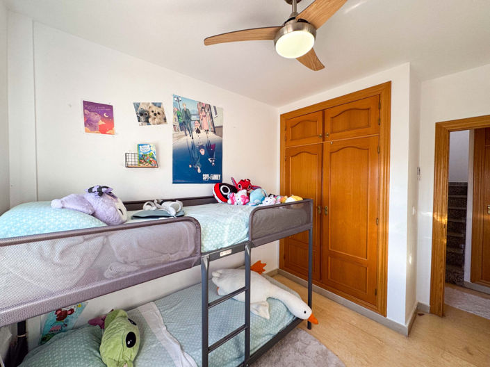 Image No.42-3 Bed Townhouse for sale