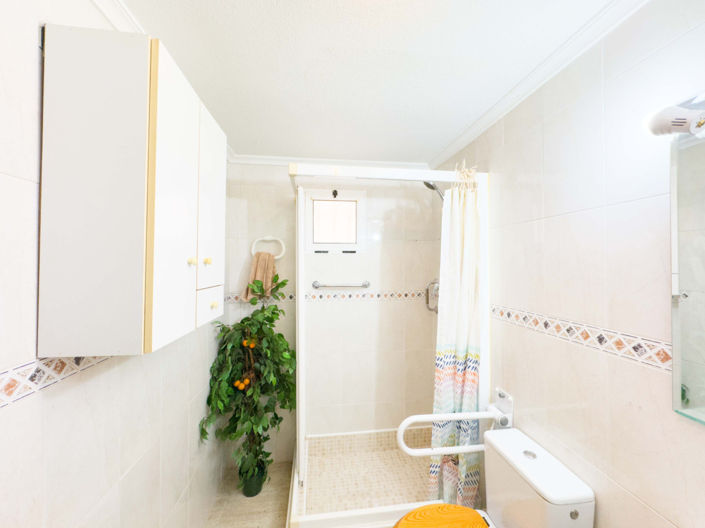 Image No.24-2 Bed Apartment for sale