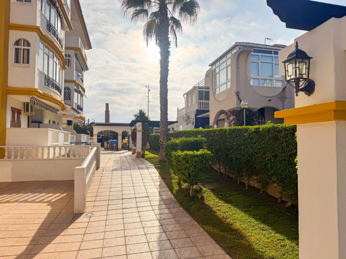 Image No.35-2 Bed Apartment for sale