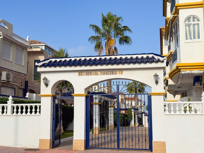 Image No.44-2 Bed Apartment for sale