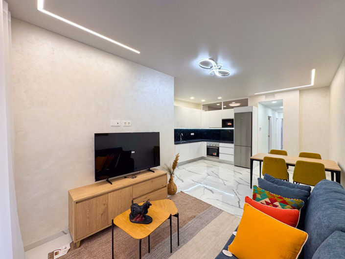 Image No.10-2 Bed Apartment for sale