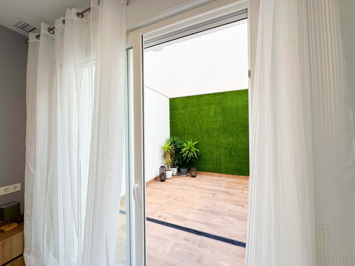 Image No.26-2 Bed Apartment for sale