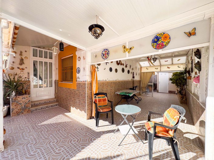 Image No.27-2 Bed Villa for sale