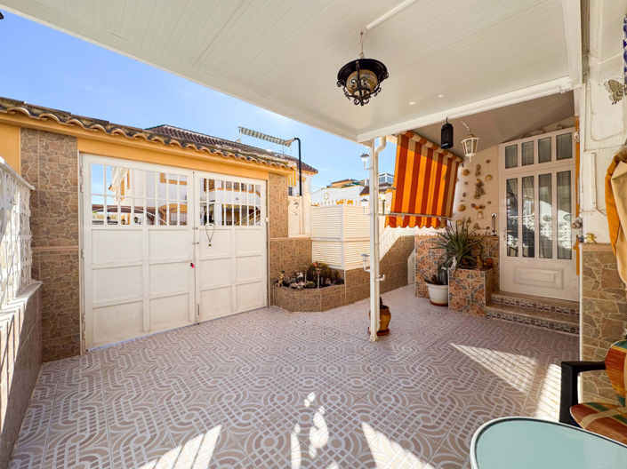 Image No.29-2 Bed Villa for sale