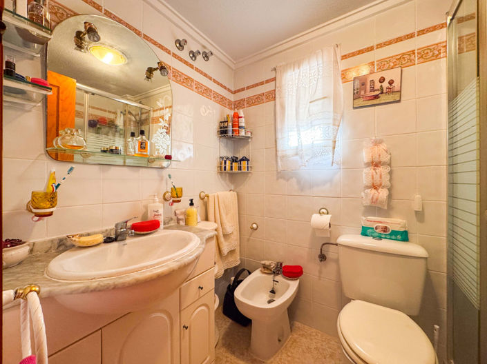 Image No.3-2 Bed Villa for sale