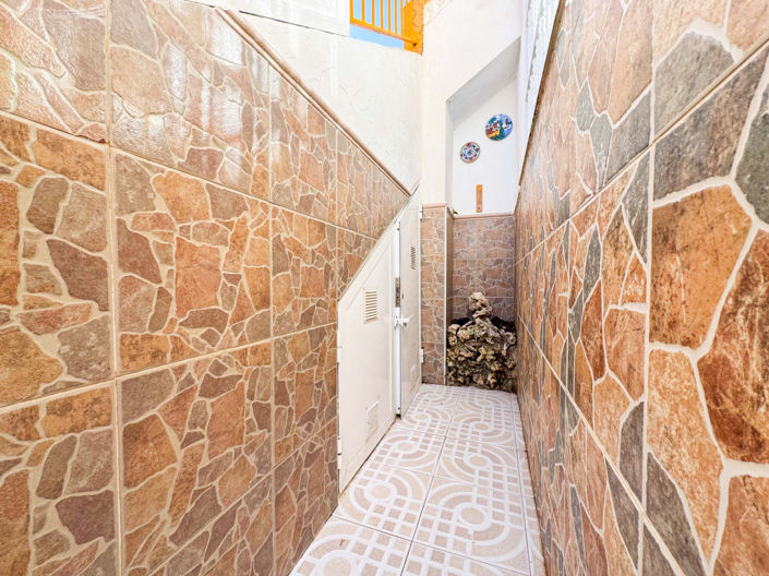 Image No.33-2 Bed Villa for sale