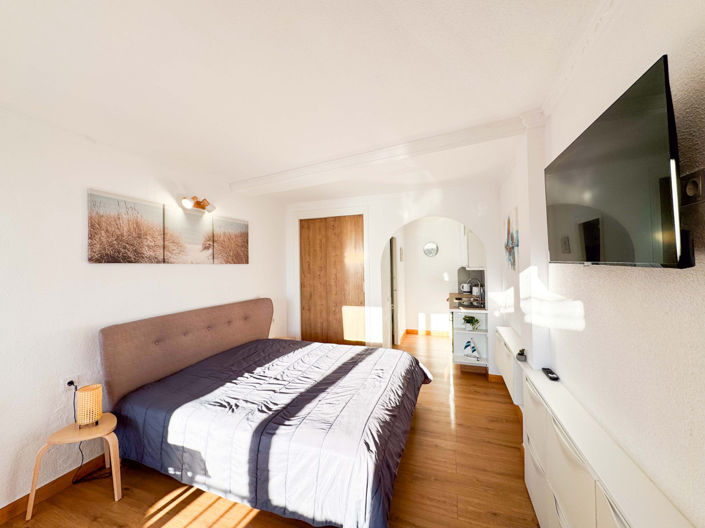 Image No.2-Apartment for sale