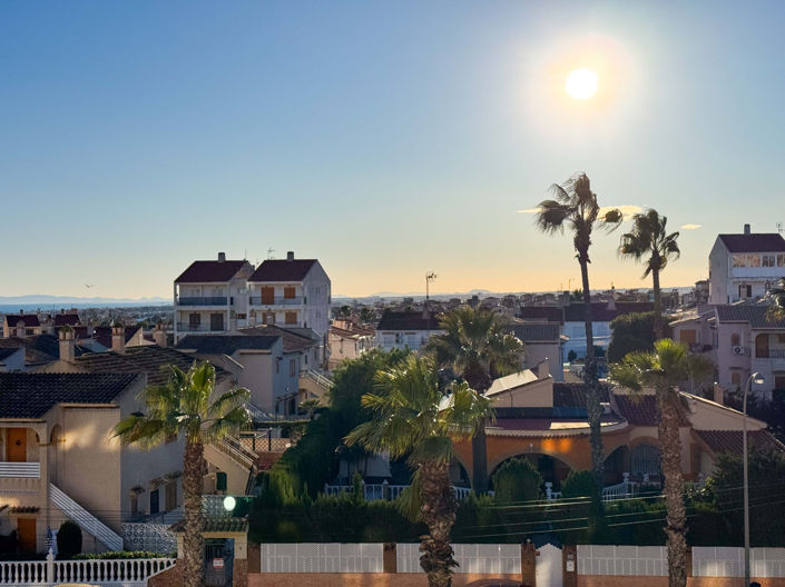 Image No.8-Apartment for sale