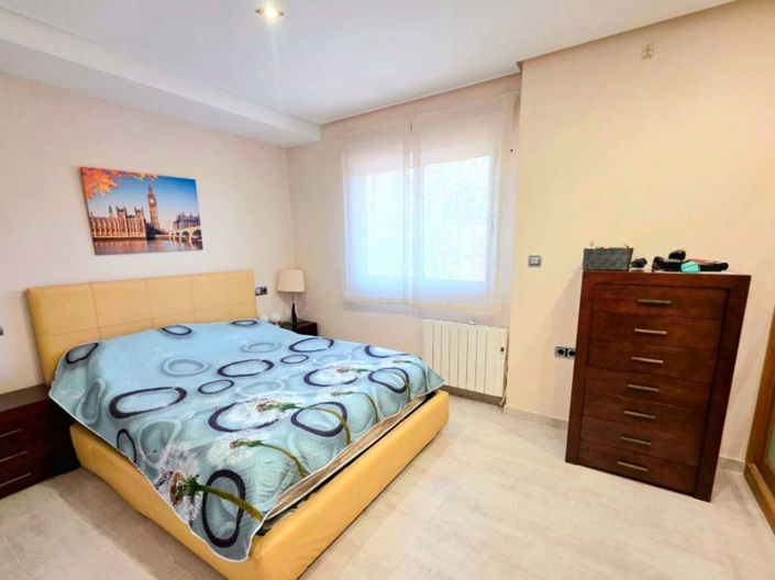 Image No.15-5 Bed Villa for sale