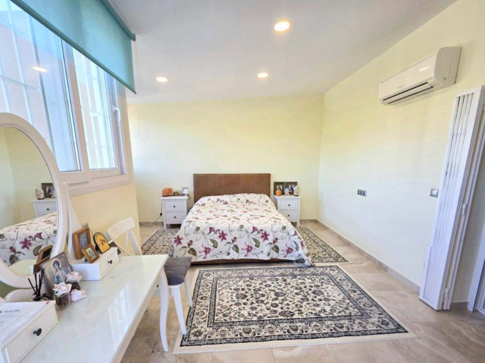 Image No.23-5 Bed Villa for sale