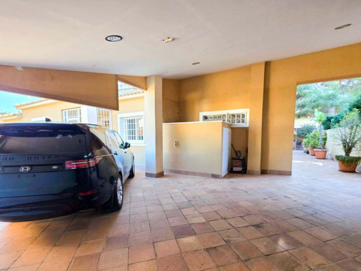 Image No.30-5 Bed Villa for sale