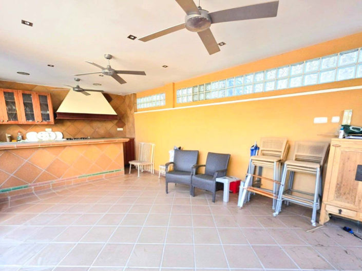 Image No.34-5 Bed Villa for sale