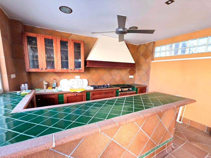 Image No.35-5 Bed Villa for sale