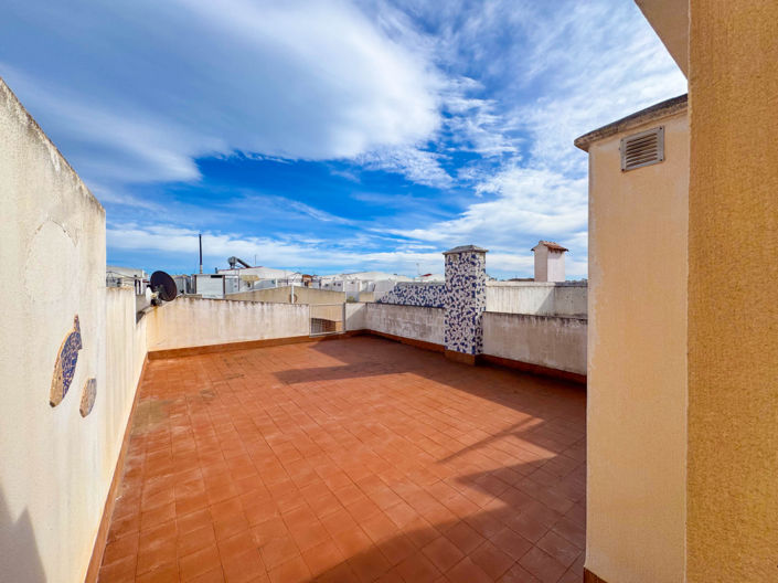 Image No.25-2 Bed Apartment for sale