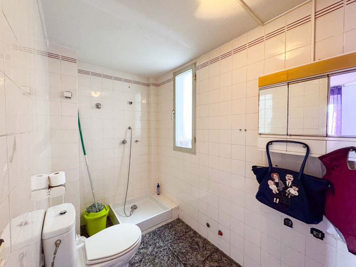 Image No.21-3 Bed Apartment for sale