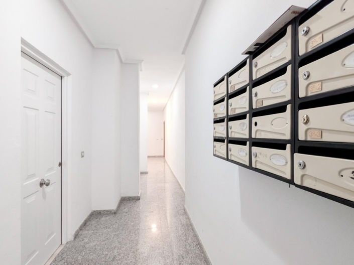 Image No.2-Appartement de 2 chambres à vendre à Torrevieja