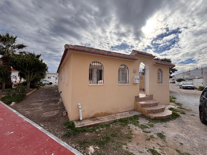 Image No.2-2 Bed Villa for sale