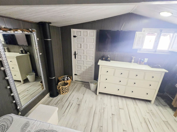 Image No.13-3 Bed Townhouse for sale