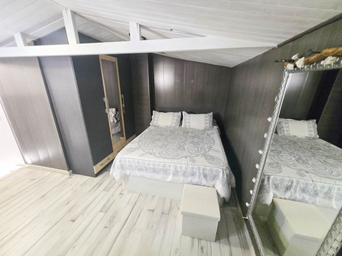 Image No.14-3 Bed Townhouse for sale