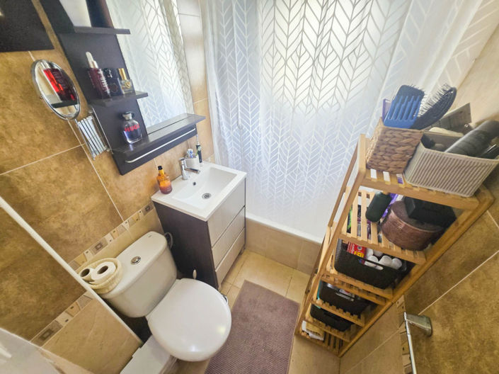 Image No.23-3 Bed Townhouse for sale