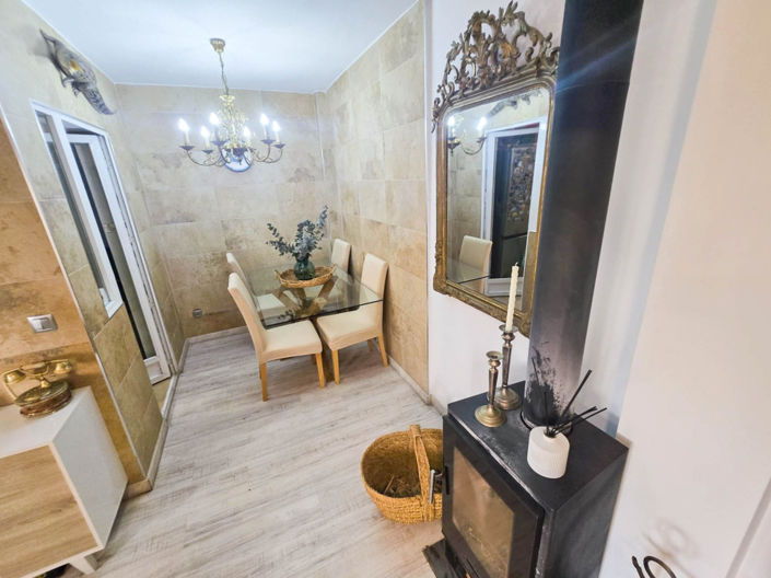 Image No.30-3 Bed Townhouse for sale