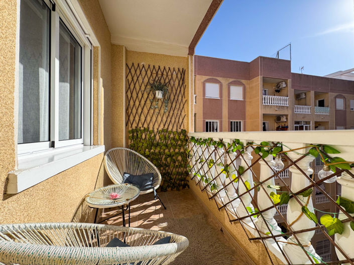 Image No.23-1 Bed Apartment for sale