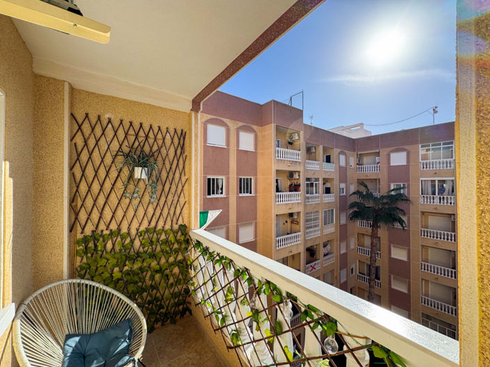 Image No.24-1 Bed Apartment for sale