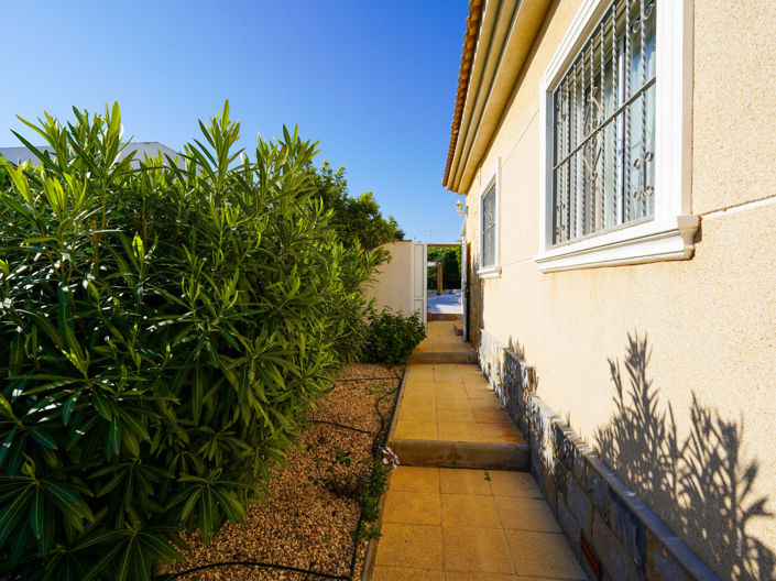 Image No.20-3 Bed Villa for sale