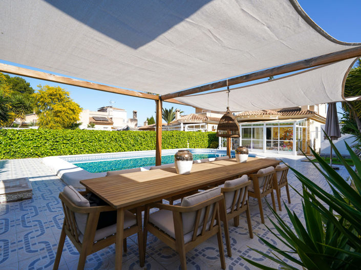 Image No.6-3 Bed Villa for sale