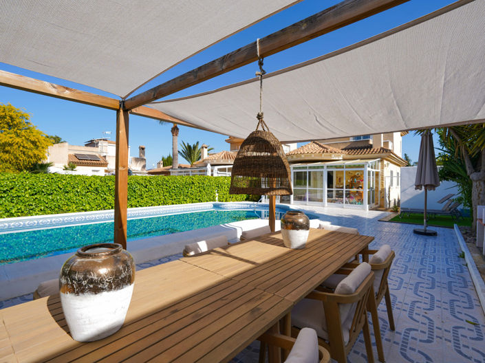 Image No.5-3 Bed Villa for sale