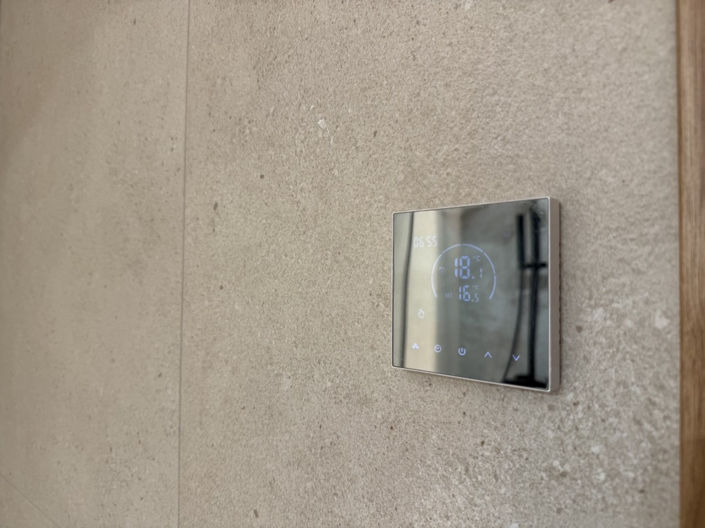 Image No.21-3 Bed Apartment for sale