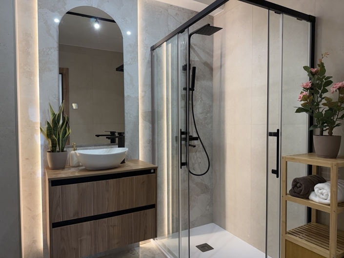 Image No.24-3 Bed Apartment for sale