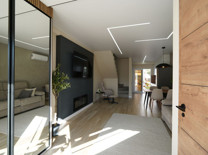 Image No.17-2 Bed Townhouse for sale