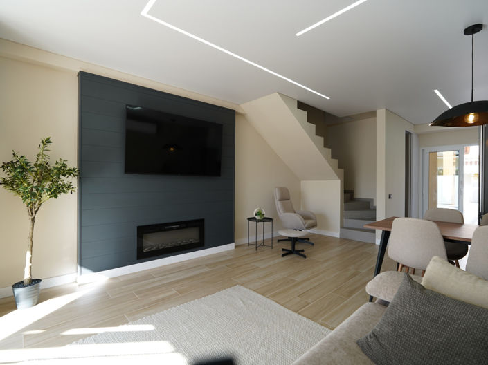 Image No.31-2 Bed Townhouse for sale