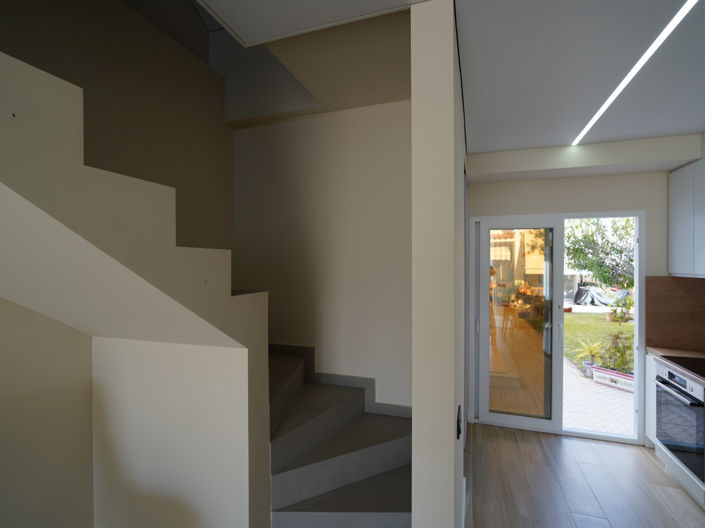 Image No.35-2 Bed Townhouse for sale