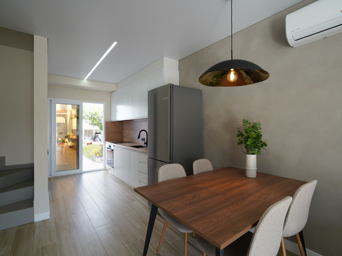 Image No.40-2 Bed Townhouse for sale